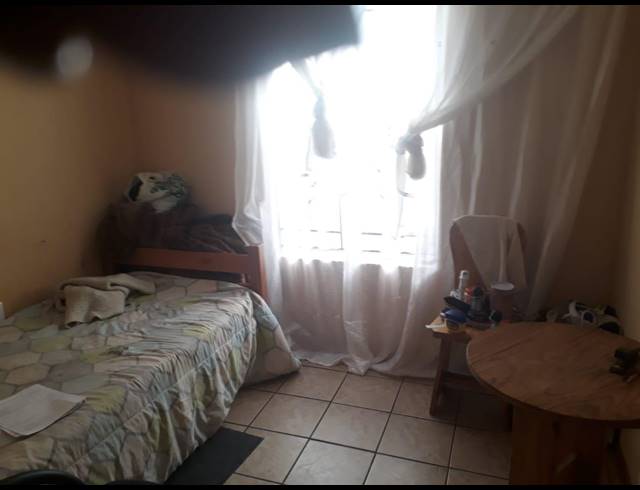 3 BEDROOM HOUSE SOLD IN THE ORCHARDS